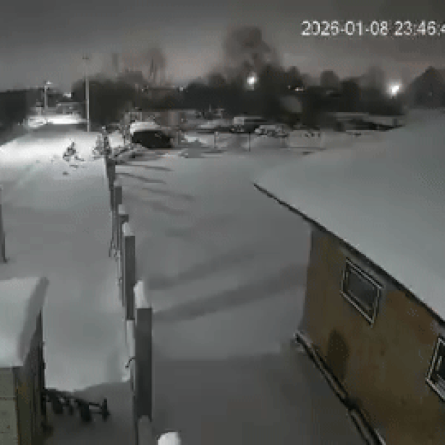 Napad Orešnikom na Lavov