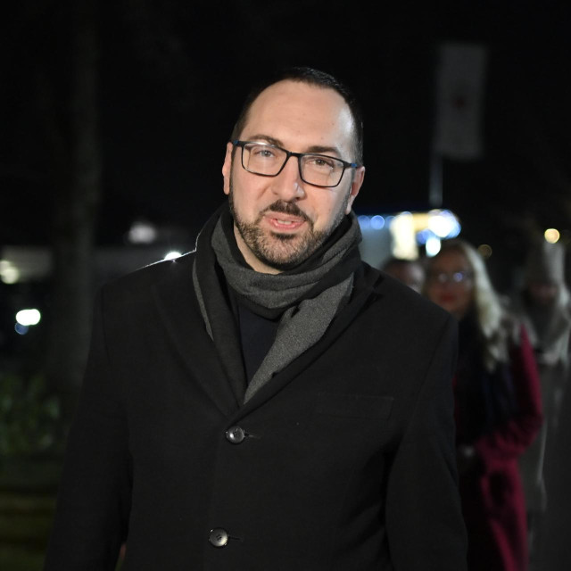 Gradonačelnik Tomislav Tomašević na Staru je godinu obišao prihvatilište za beskućnike