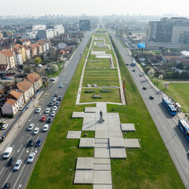 Avenija Većeslava Holjevca