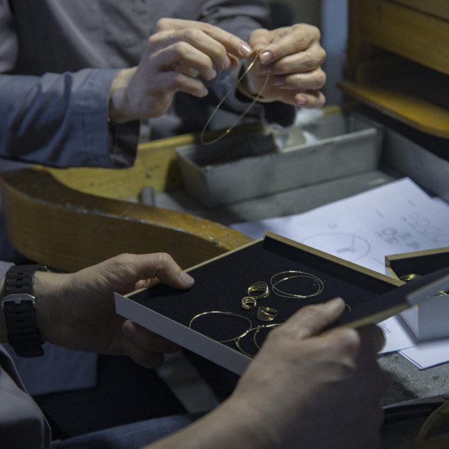 izložba nakita TANKA