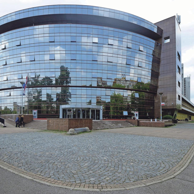 Zgrada Porezne uprave, Novi Zagreb