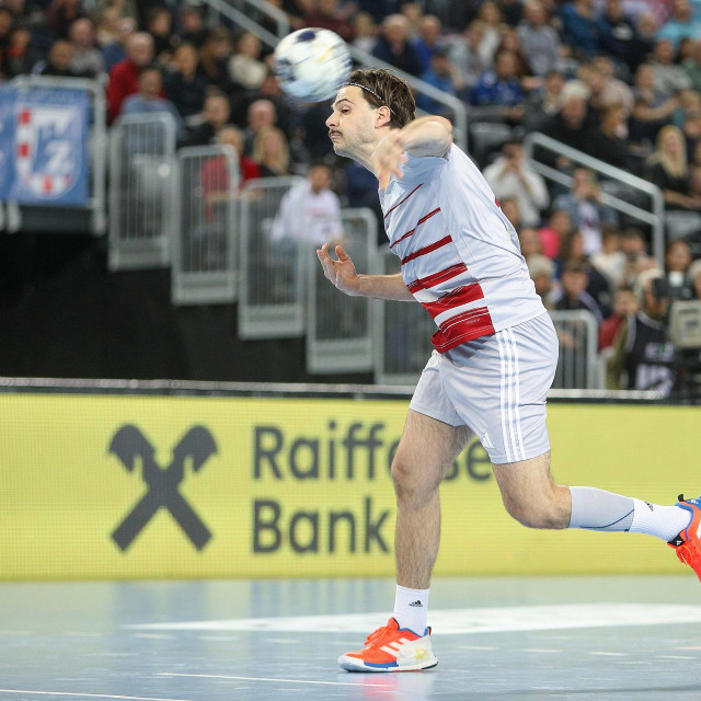 Nastavlja u Zagrebu - Filip Glavaš