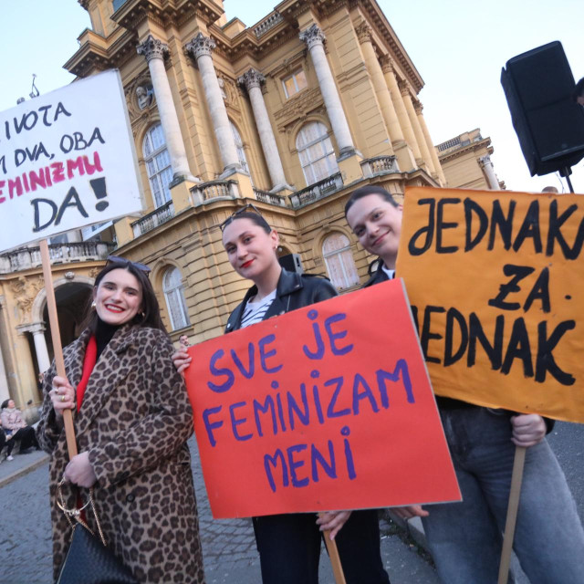 Noćni marš povodom Međuarodnog dana žena
