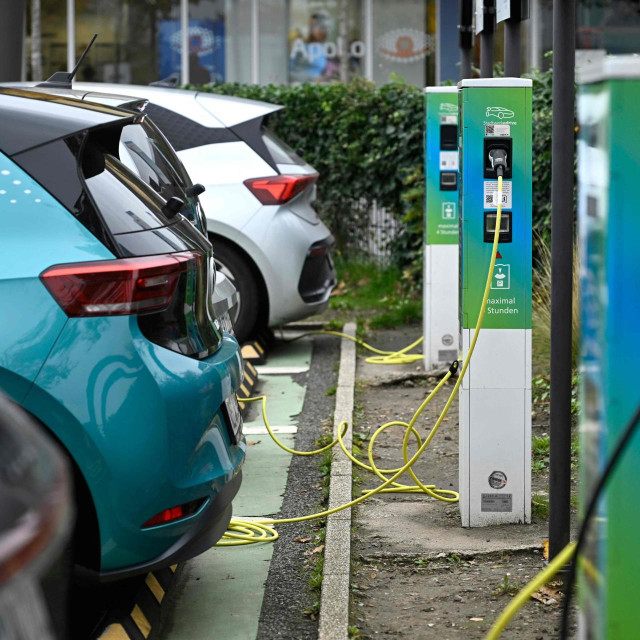 Električni auti, ilustracija