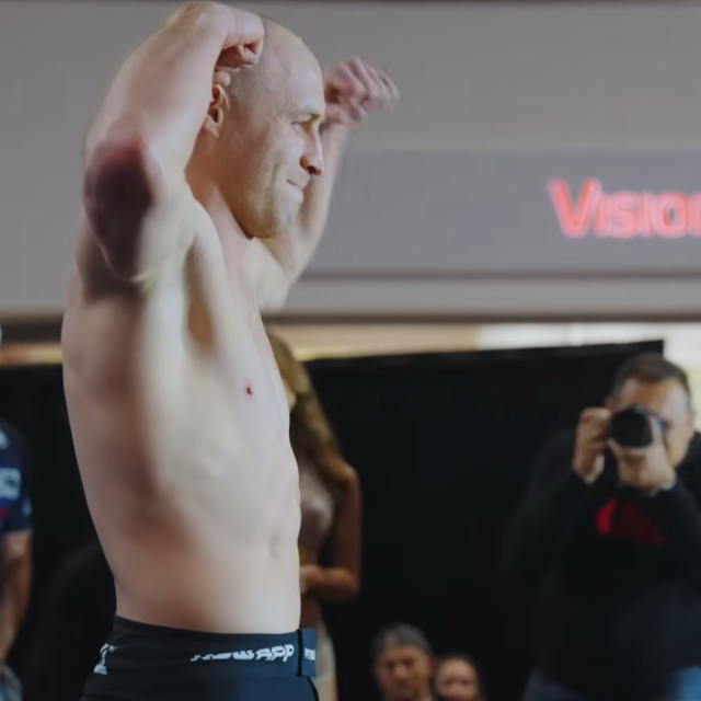 Andi Vrtačić vs. Mateusz Gola (u pozadini)