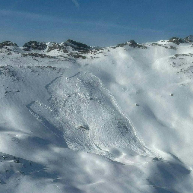 Prizor lavine u blizini Bad Hofgasteina u Austriji na fotografiji koju je 17. siječnja 2026. objavio GSS Salzburga