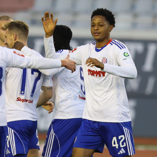 Peter Ugwuodo zabio je prvijenac za Bijele