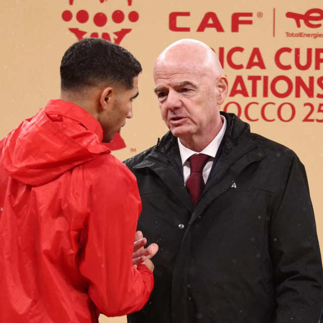 Achraf Hakimi i Gianni Infantino
