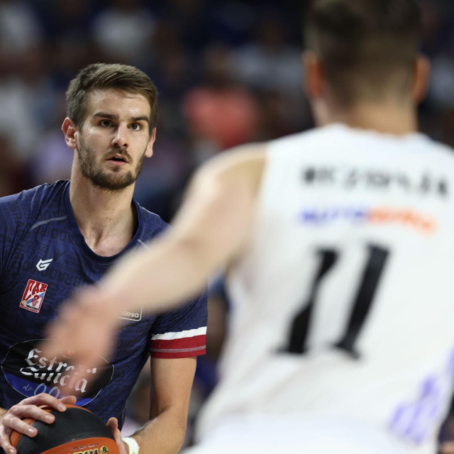 Dragan Bender u dresu Obradoira 2022. godine