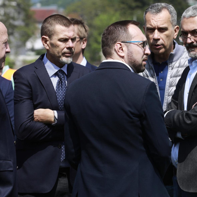 Tomislav Tomašević s Velimirom Zajecom i Zvonimirom Bobanom
