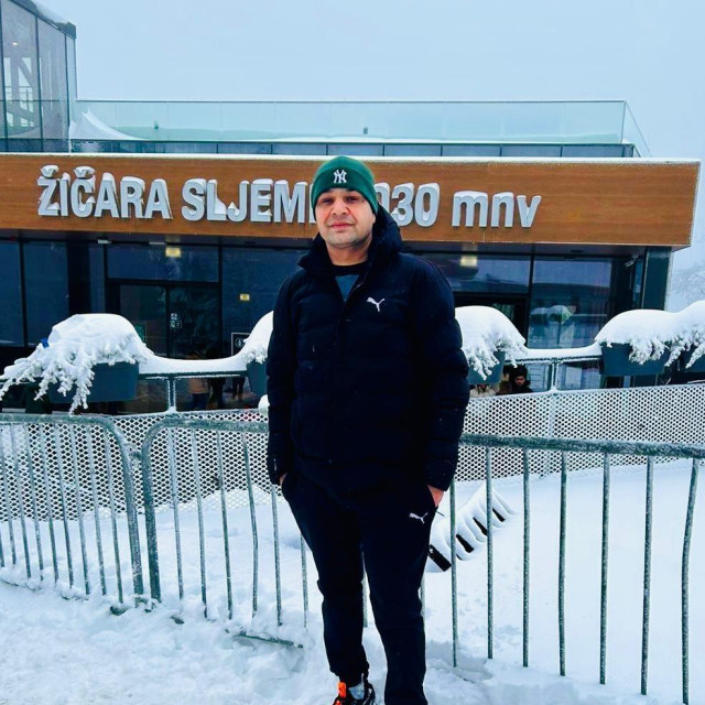 Taranath Adhikari
