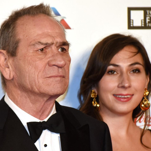 Tommy Lee Jones i Victoria Jones 