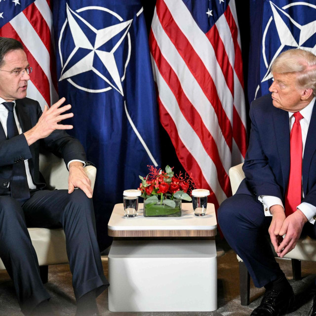 Mark Rutte i Donald Trumpu Davosu