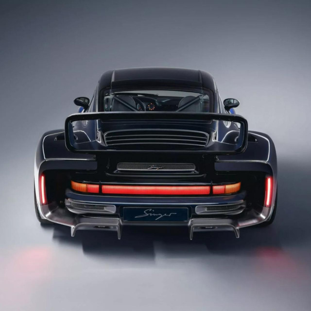 Singer Porsche 911 Sorcerer