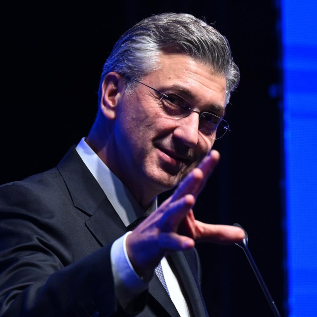 Andrej Plenković u Splitu povodom 36. obljetnice utemeljenja tamošnjeg HDZ-a