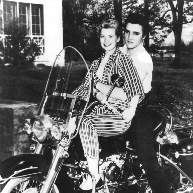 Elvis Presley, Yvonne Lime
Memphis, 1957.