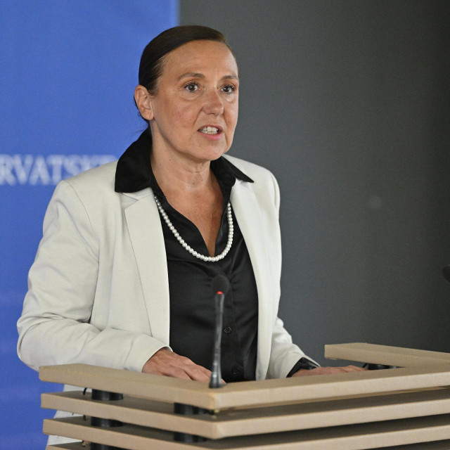 Irena Hrstić