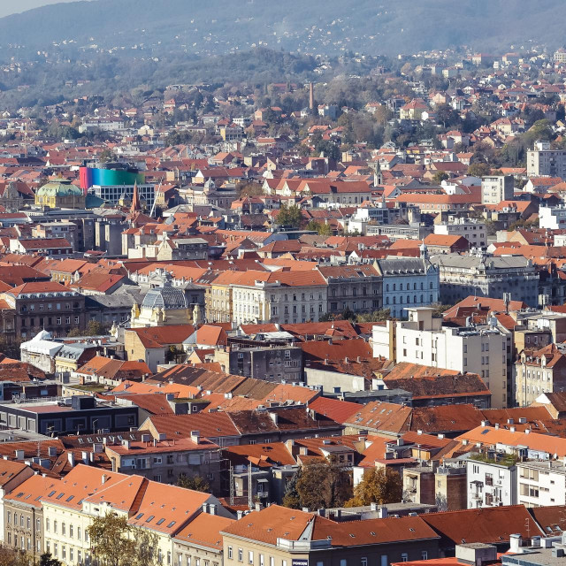 Pogled na grad sa 26. kata nebodera u Strojarskoj