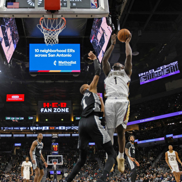 Zion Williamson i Pelicansi šokirali su Victora Wembanyamu i Spurse