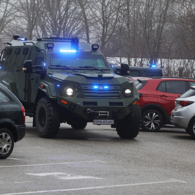 Pripadnici ATJ Lučko dovode Zdenka Jaroša na Županijski sud u Varaždinu