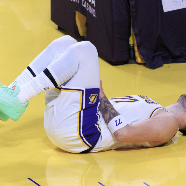 Luka Dončić u bolovima