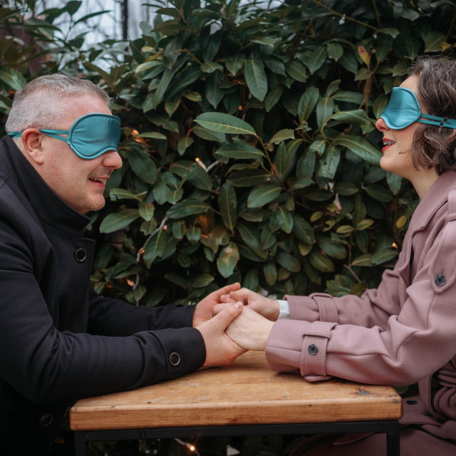 Blind date fotografiranje
