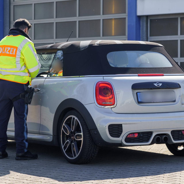 Policija, ilustracija
