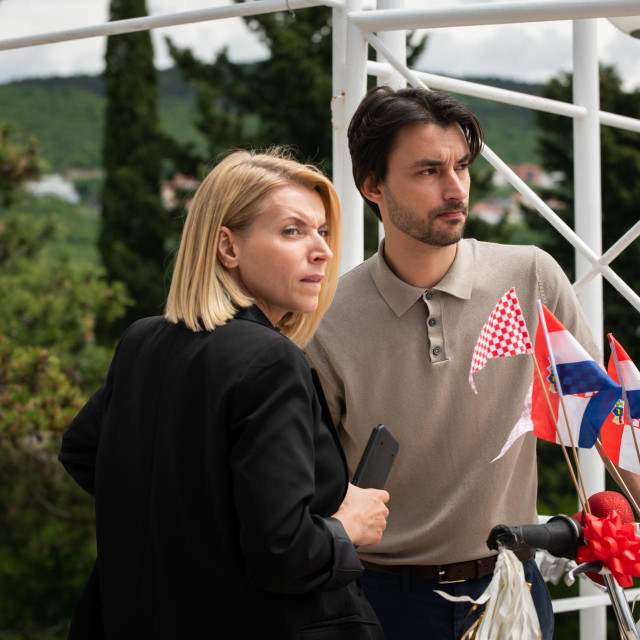 Anđelka Stević Žugić, Roko Sikavica