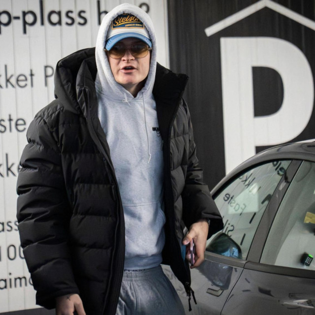 Marius Borg Høiby se obračunava s fotografima pred sastanak s odvjetnicima