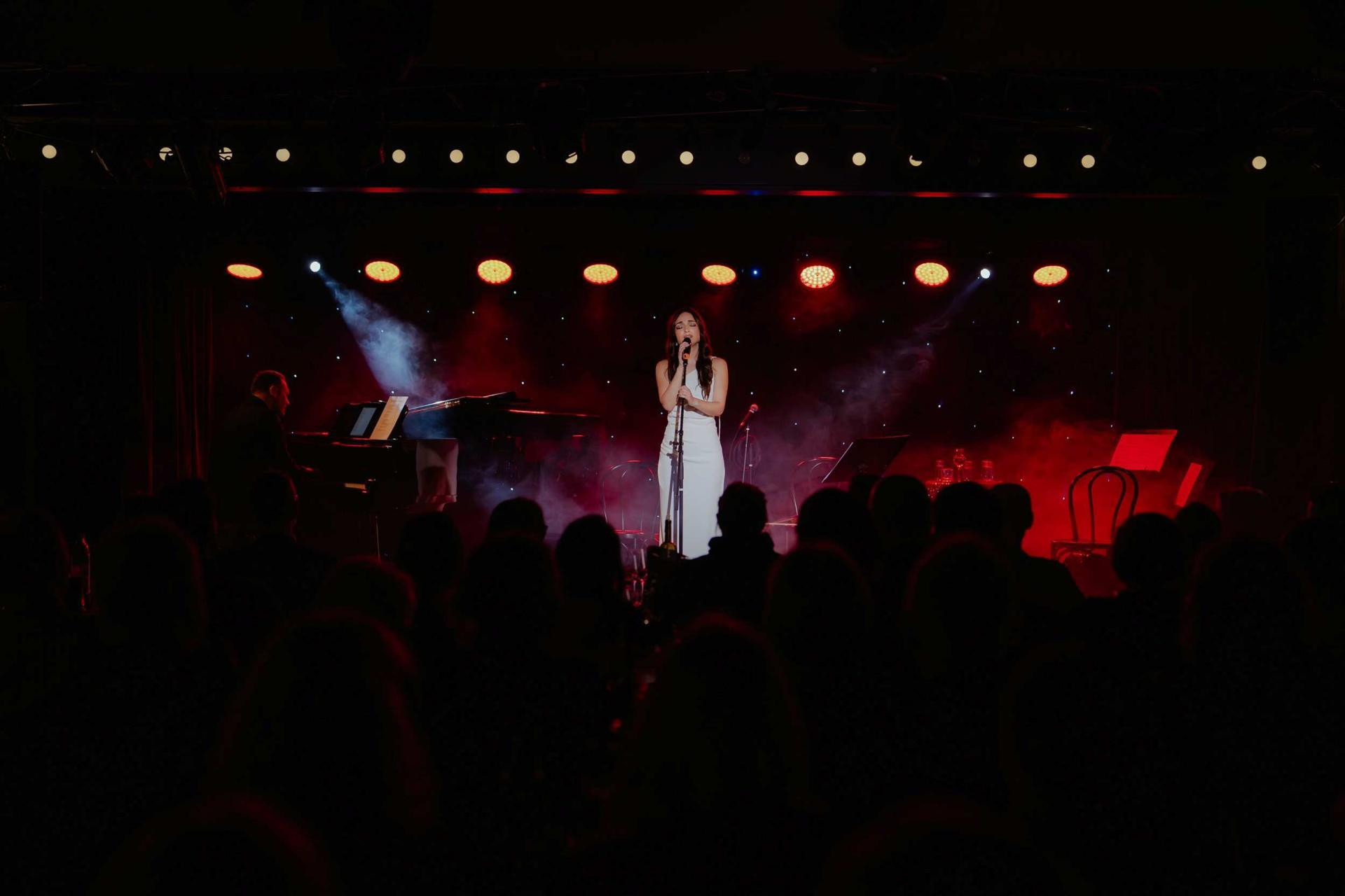 Jutarnji list - Ružica Maurus oduševila publiku novim singlom „Rano ...