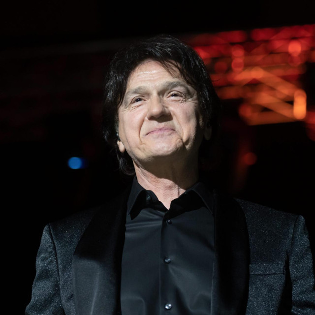 Zdravko Čolić