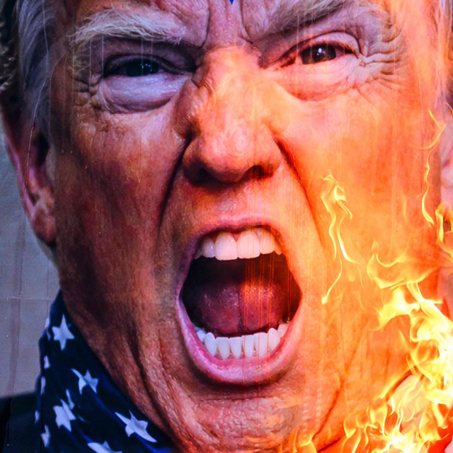 Zapaljena slika Donalda Trumpa u istanbulu