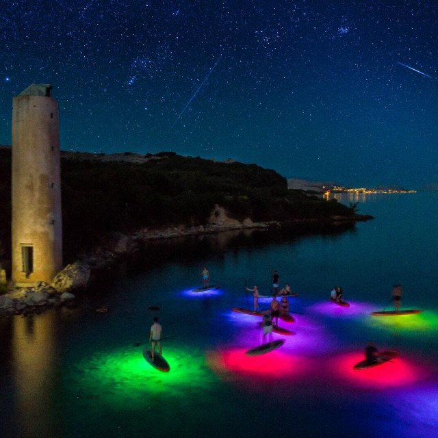 Night glow sup