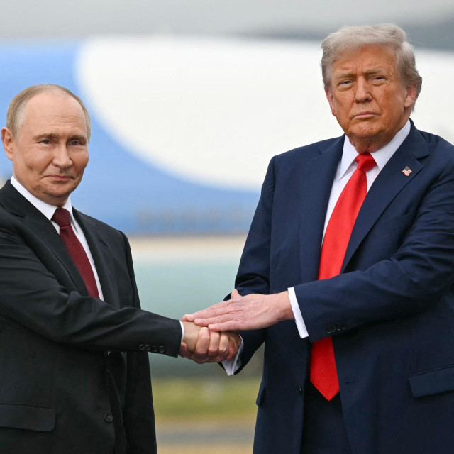 Ruski predsjednik Vladimir Putin i američki predsjednik Donald Trump (arhivska fotografija)