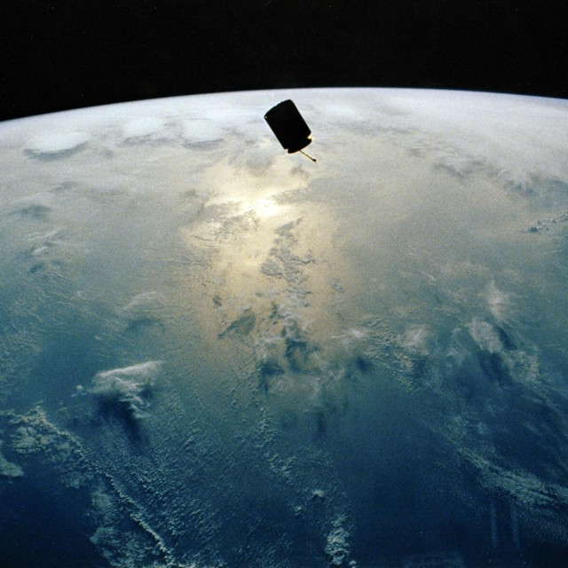 Intelsat satelit u orbiti