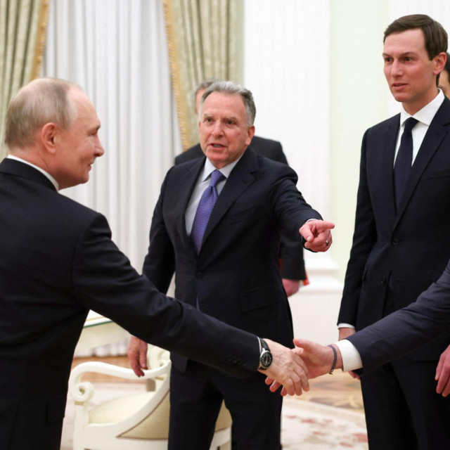 Vladimir Putin, Steve Witkoff, Jared Kushner i Josh Gruenbaum