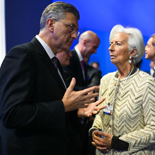 Andrej Plenković u razgovoru s Christine Lagarde za vrijeme Svjetskog ekonomskog foruma u Davosu
