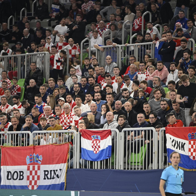 U srijedu je u Areni Stožice bilo više od 3000 hrvatskih navijača, a u subotu ih se očekuje u još većem broju