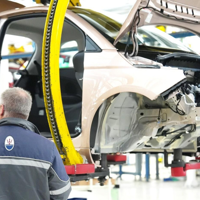 Proizvodna linija za Fiat 500 u Stellantisovoj tvornici