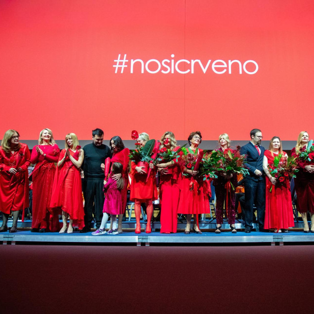 Dan crvenih haljina obilježava se diljem svijeta