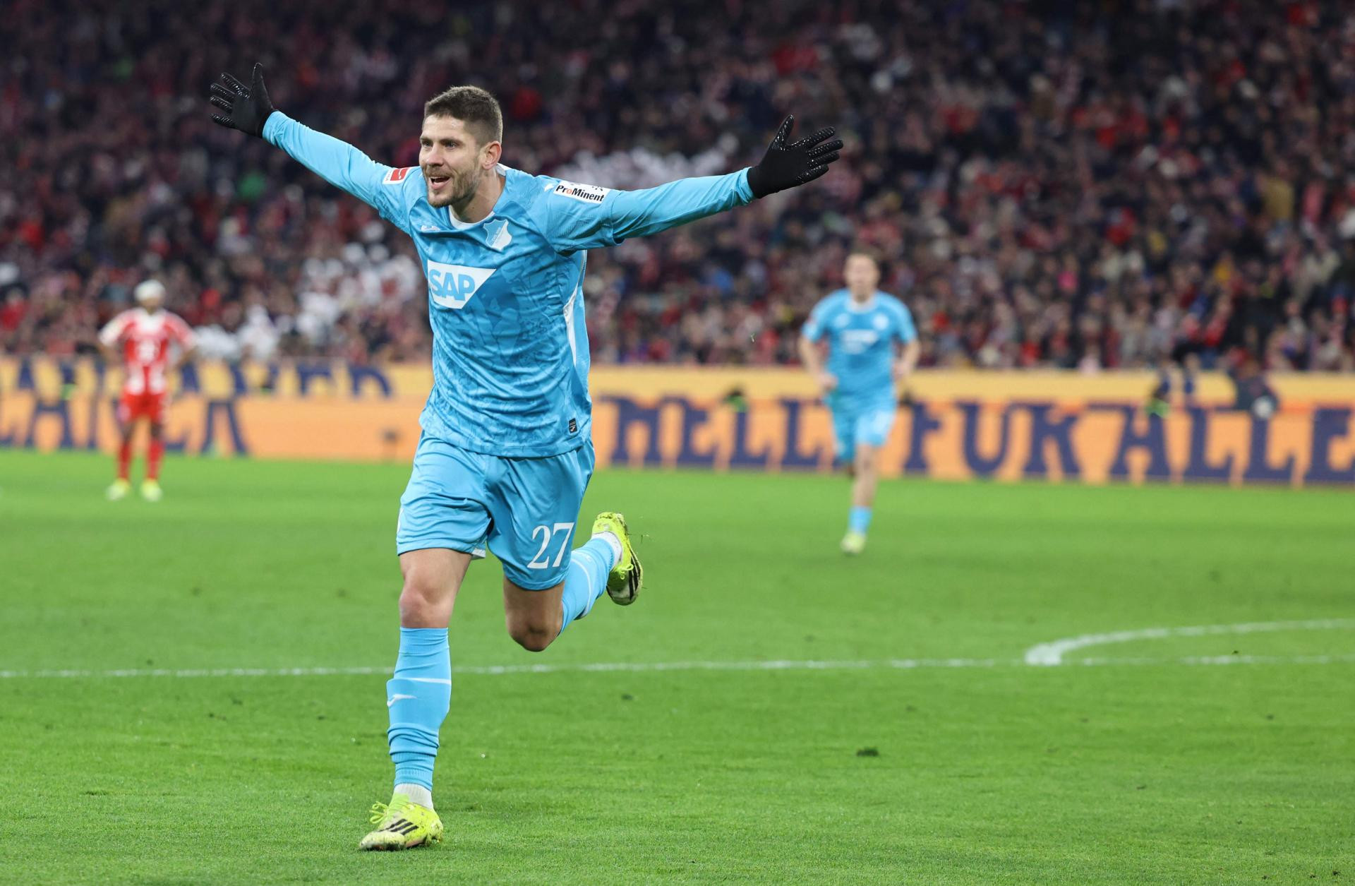 Sportske novosti - VIDEO Bayern mu je redovna mušterija! Kramarić matirao velikog Neuera, a onda je krenuo potop