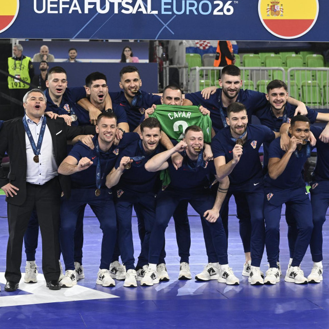 Hrvatski reprezentativci slavili s dresom pokojnog Matije Capara