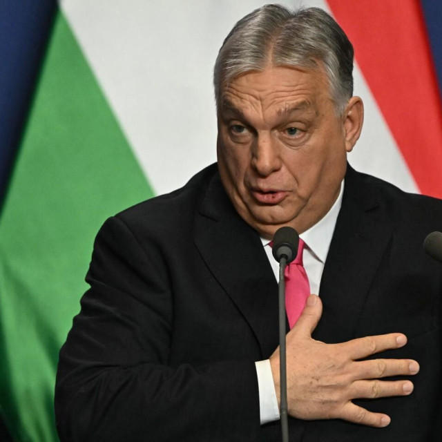 Mađarska Vlada koju vodi premijer Viktor Orban podnijela je 2. veljače tužbu Europskom sudu pravde (ECJ), tvrdeći da je EU donošenjem ove odluke prekršio osnivačke ugovore