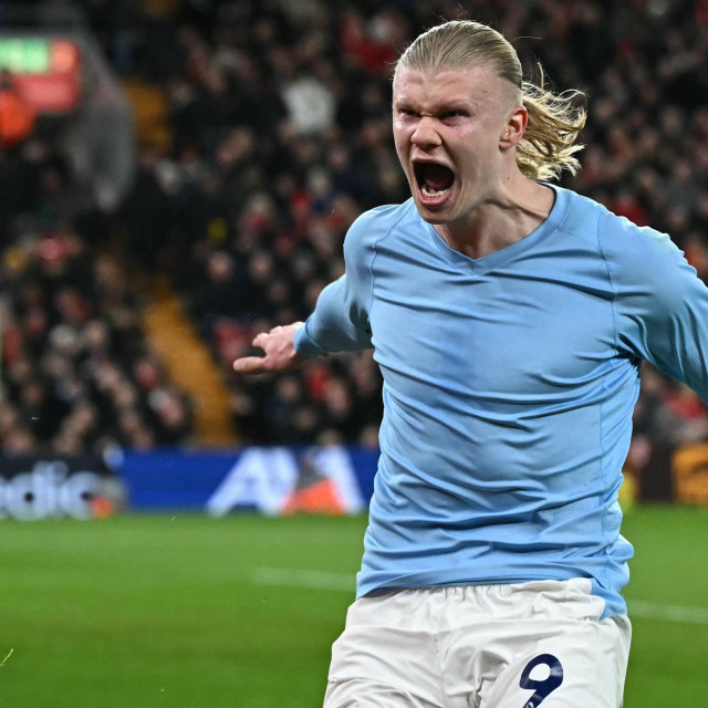 Erling Haaland euforično slavi svoj prvi prvenstveni pogodak na Anfieldu