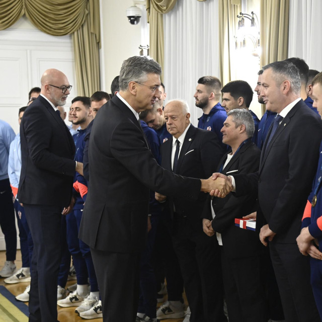 Andrej Plenković, Marijan Kustić