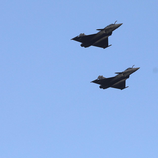 Višenamjenski borbeni avioni Rafale (arhivska fotografija)
