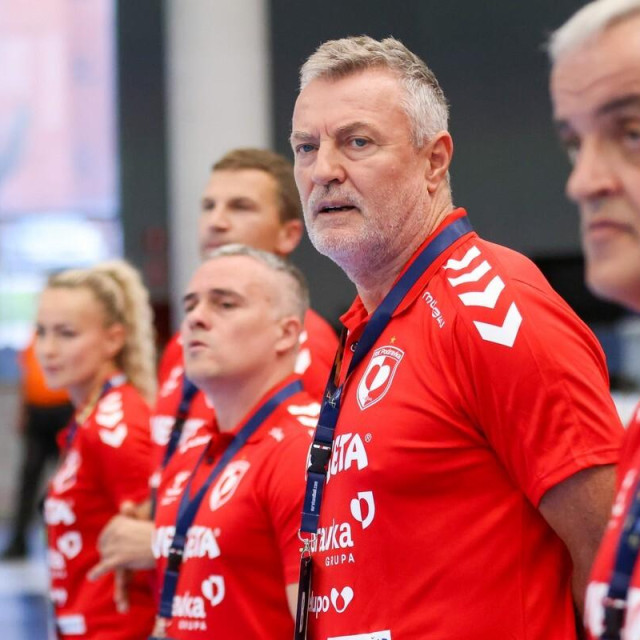 Ivica Obrvan i stručni stožer Podravke