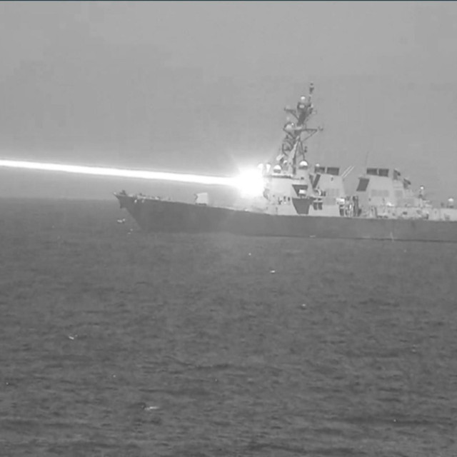 Američki razarač USS Preble testira HELIOS