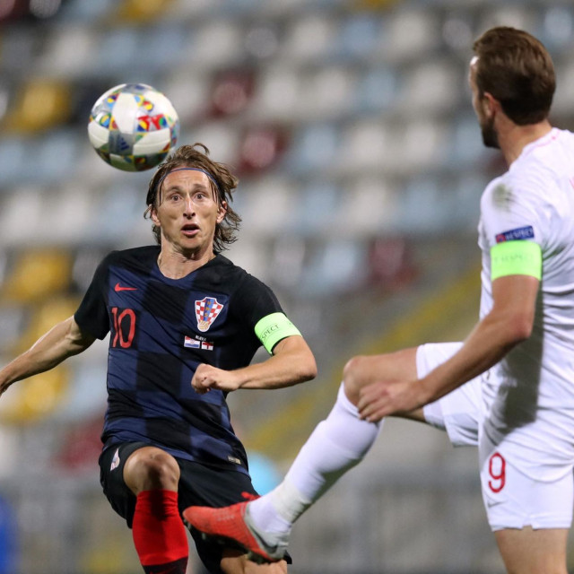 Luka Modrić i Harry Kane