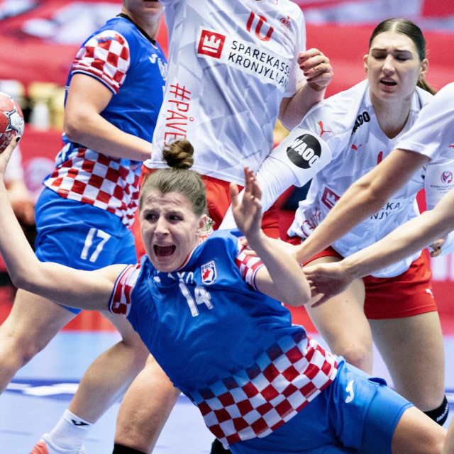 Ponovo u timu - Larissa Kalaus sada Marković

iz utakmice s Dankinja za broncu 2020.